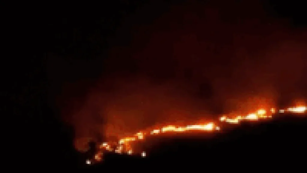 Brazil Wildfire on BR-060 Advances on Army Base, 50 Deployed