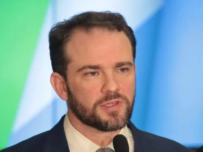 Brazil vows to hear industry on tariffs, high interest rates