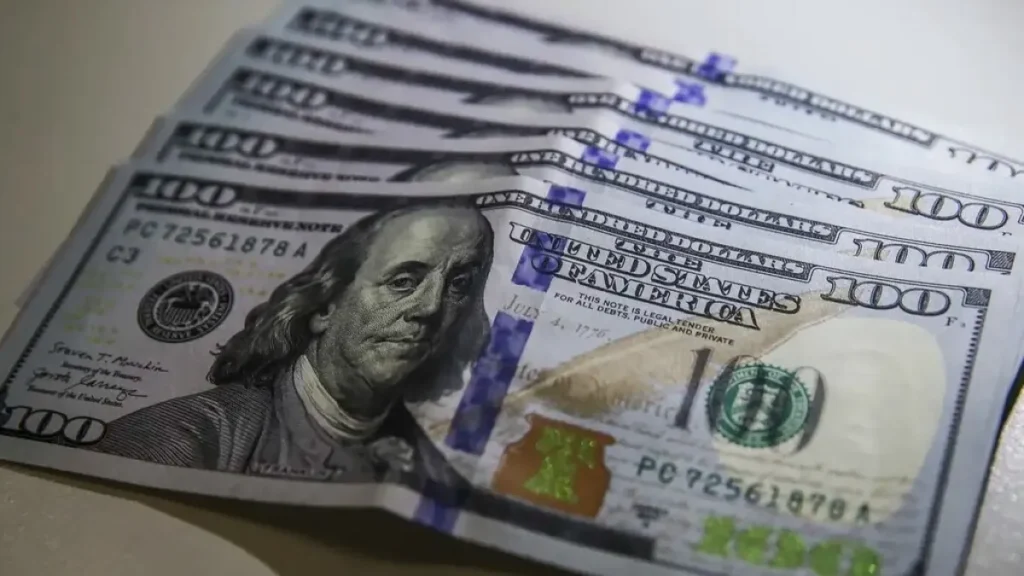 Brazil Real Falls to 5.16 per Dollar as Stocks Drop Most in 5 Months